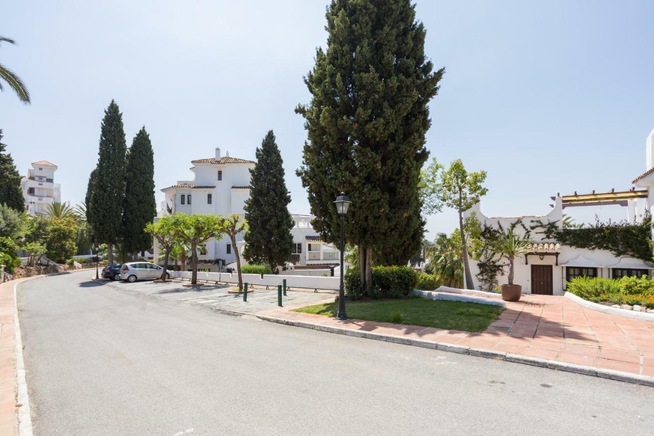 Aldea Blanca Puerto Banus Apartment Marbella Bagian luar foto
